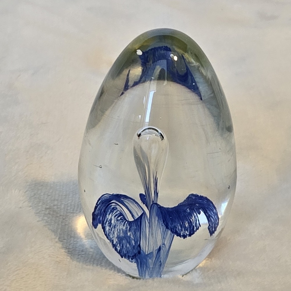 Vintage Art Glass Paperweight Blue Iris Flower Controlled Bubble Clear Egg Shape
